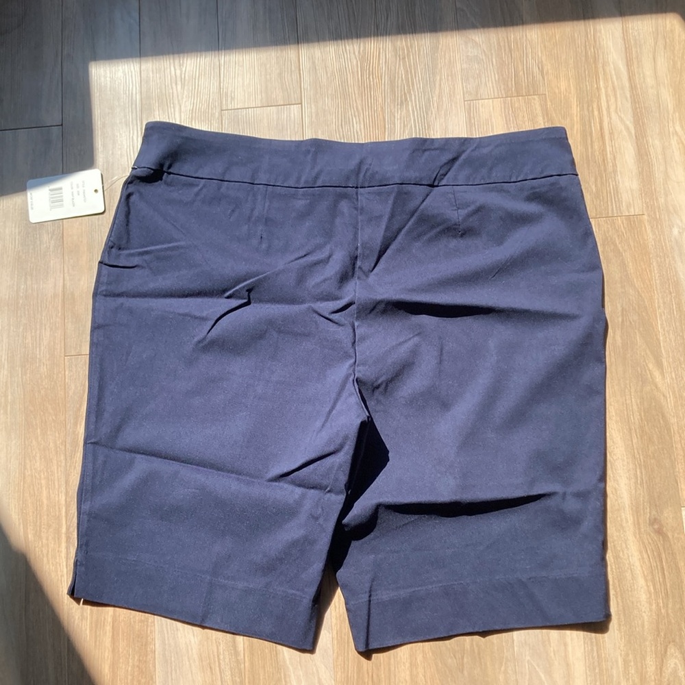 Offer$15 Zac & Rachel pull on short with stretch classic navy blue casual 20W - Picture 11 of 14